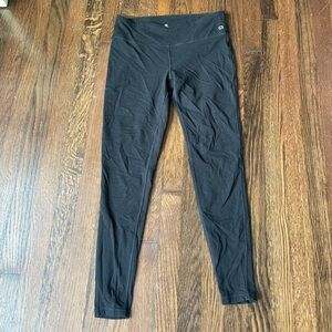 GapFit performance cotton black leggings